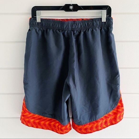 Nike 9” Mens Grey & Orange Accented Swim Trunks Size Small - Picture 2 of 5